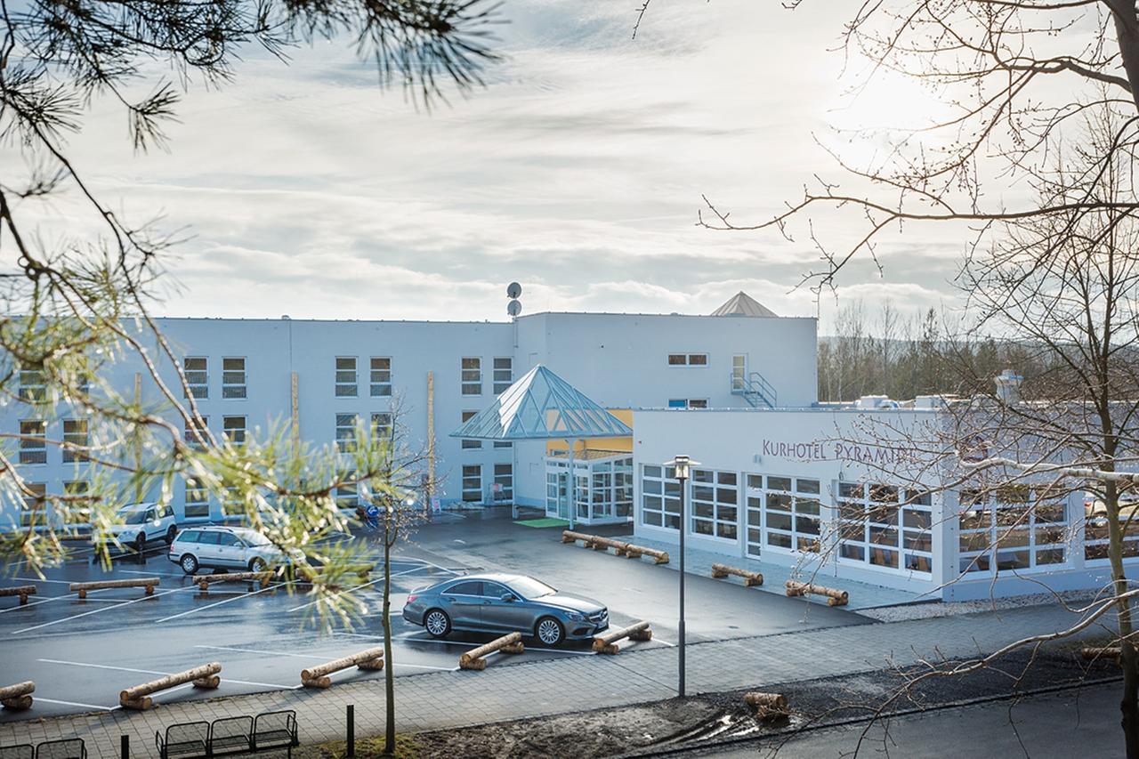 Kurhotel Pyramide Sibyllenbad Neualbenreuth Dış mekan fotoğraf